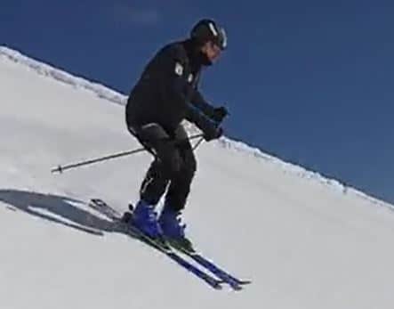 Read more about the article Warum hat Martin Valsecchi (Skischule Leiter in Samnaun) sein Ski-Mojo Bestellt?